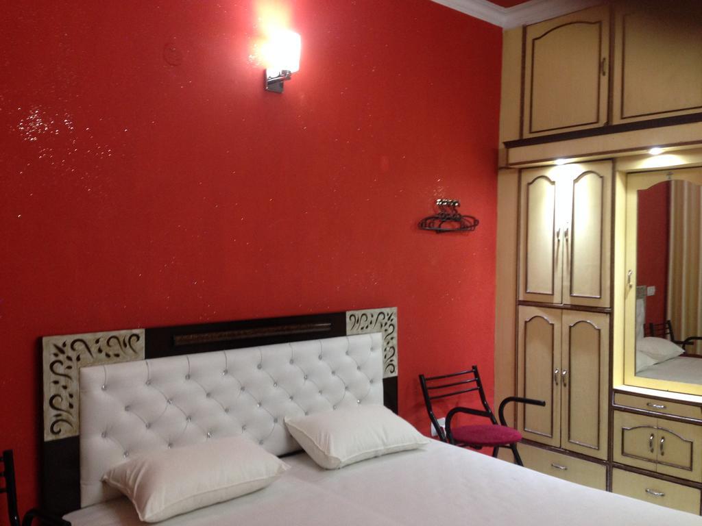 Thomas Home Stay Agra  Dış mekan fotoğraf