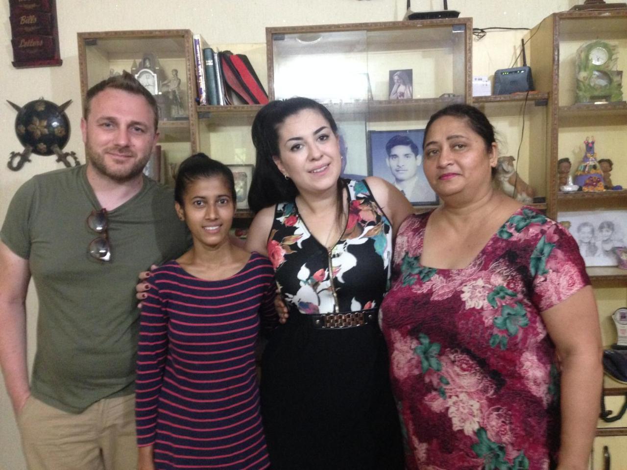 Thomas Home Stay Agra  Dış mekan fotoğraf