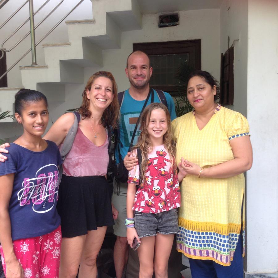 Thomas Home Stay Agra  Dış mekan fotoğraf